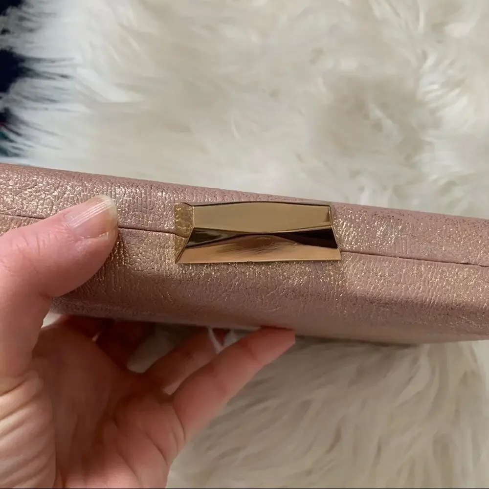 Sondra Roberts Baby Pink Blush Metallic clutch - Picture 8 of 10